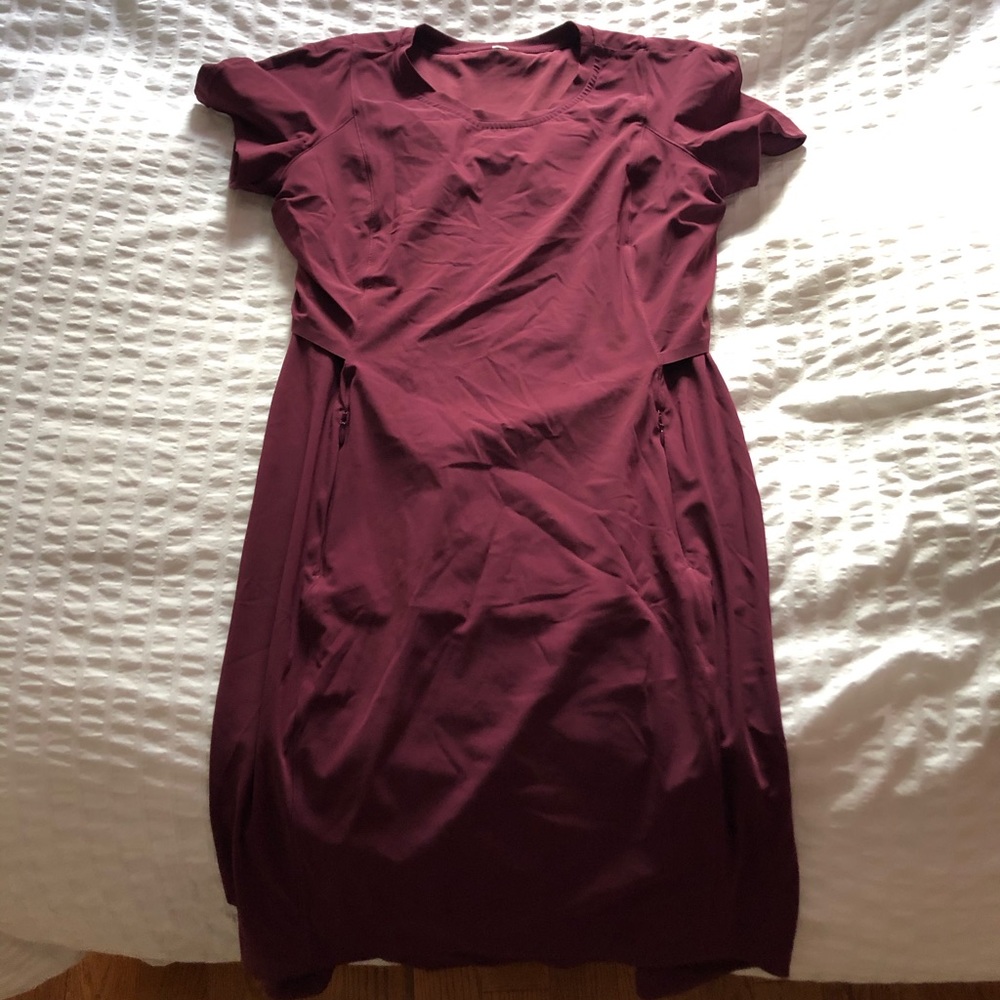Lululemon’s Dress with pockets